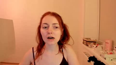 Snapshot of summer_preston chatting on December 25, 2024, 1:41 pm Summer Preston online show from December 25, 2024, 1:41 pm