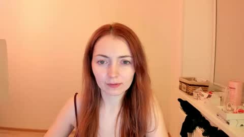 Snapshot of summer_preston chatting on January 1, 2025, 11:18 pm Summer Preston online show from January 1, 2025, 11:18 pm