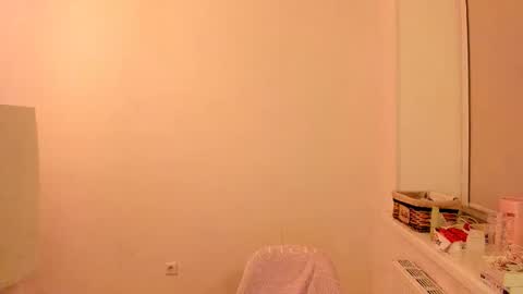 Snapshot of summer_preston chatting on January 31, 2025, 6:47 pm Summer Preston online show from January 31, 2025, 6:47 pm