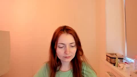 Snapshot of summer_preston chatting on February 19, 2025, 11:17 am Summer Preston online show from February 19, 2025, 11:17 am