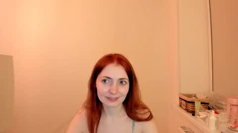 Snapshot of summer_preston chatting on March 7, 2025, 7:05 pm Summer Preston online show from March 7, 2025, 7:05 pm