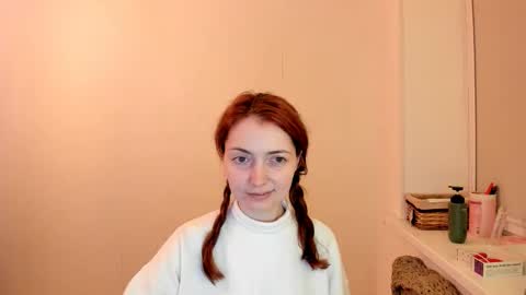 Snapshot of summer_preston chatting on September 28, 2025, 10:37 pm Summer Preston online show from September 28, 2025, 10:37 pm