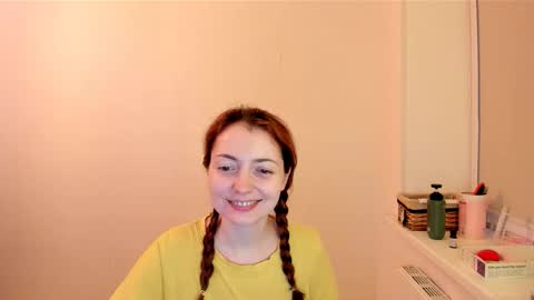 Snapshot of summer_preston chatting on October 28, 2025, 1:47 pm Summer Preston online show from October 28, 2025, 1:47 pm