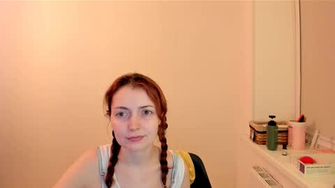 Snapshot of summer_preston chatting on October 29, 2025, 4:42 pm Summer Preston online show from October 29, 2025, 4:42 pm