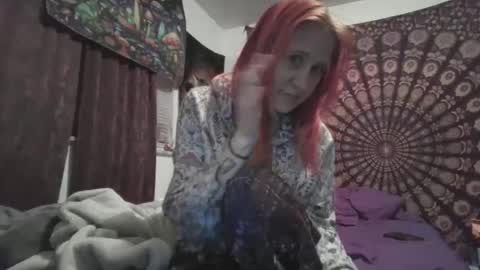 Summer Rainz online show from November 5, 2025, 4:01 am