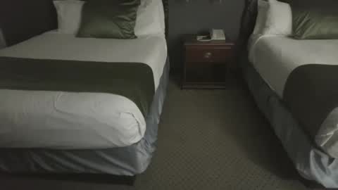 Summer Rainz online show from November 12, 2025, 4:35 am