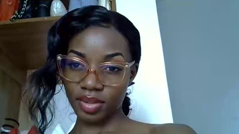 Snapshot of summerbuddy chatting on December 16, 2025, 9:58 am summerbuddy online show from December 16, 2025, 9:58 am