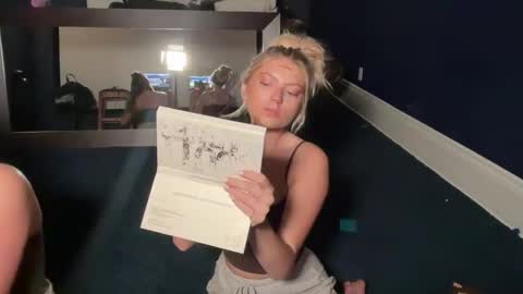 summerclarke2 online show from October 10, 2025, 8:19 pm