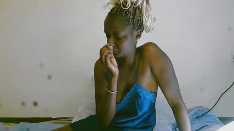 summerdew online show from April 12, 2026, 9:14 am