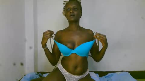 summerdew online show from April 19, 2026, 6:10 pm