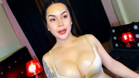 Summer online show from January 6, 2026, 11:25 am