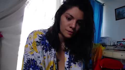 Snapshot of sun1moon6 chatting on September 17, 2025, 5:25 pm moon1 online show from September 17, 2025, 5:25 pm