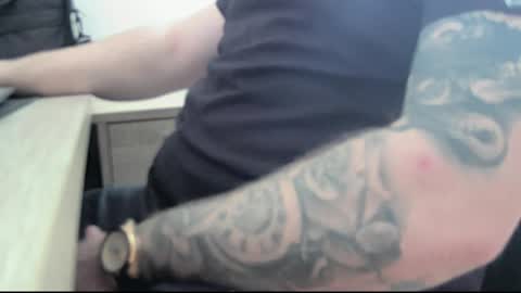 Snapshot of sun_is_dark chatting on April 16, 2026, 2:40 pm Luka online show from April 16, 2026, 2:40 pm