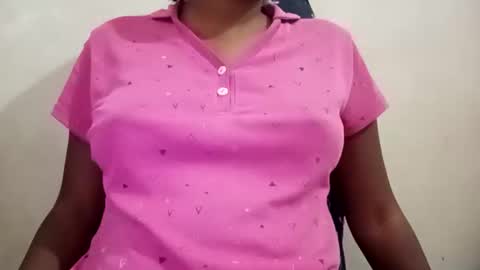 sunali_jain03 online show from February 22, 2026, 5:30 am