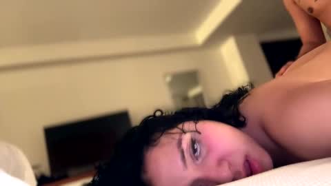 Snapshot of sunflowerxo chatting on February 13, 2025, 10:02 am Sofie online show from February 13, 2025, 10:02 am