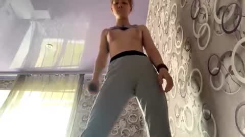 Snapshot of sungpiggott chatting on July 18, 2026, 2:21 pm sungpiggott online show from July 18, 2026, 2:21 pm