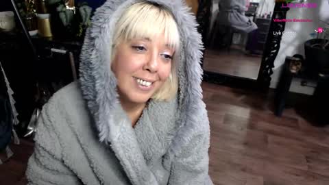 Sunni Knight online show from September 29, 2025, 1:11 am