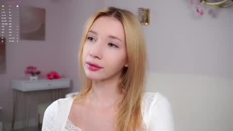 Lily online show from March 5, 2026, 2:46 pm