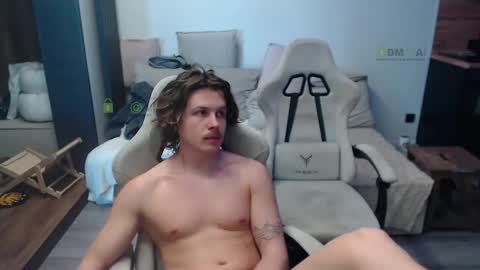 Alice and Sergey online show from April 11, 2026, 2:21 pm