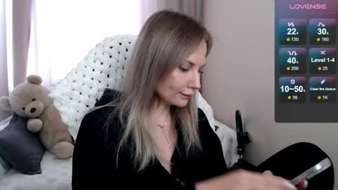 Naomi online show from April 11, 2026, 9:24 am