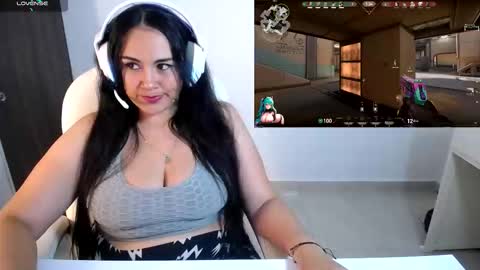 Sunny  online show from November 20, 2025, 3:39 am