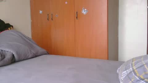 Sunny kitty25 online show from June 24, 2026, 7:29 am