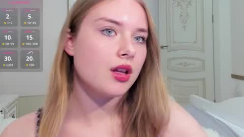 Vanessa online show from November 29, 2025, 12:19 pm