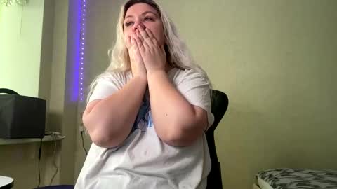 sunny mood online show from January 9, 2025, 9:59 am