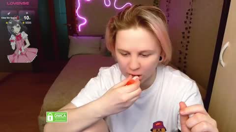 sunny mood online show from February 26, 2025, 10:36 am