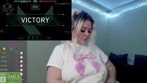 sunny mood online show from March 2, 2025, 9:22 pm