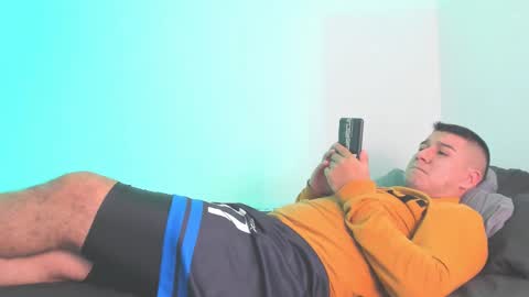 Snapshot of sunnyandevan chatting on October 5, 2025, 12:42 am Christian Vanessa online show from October 5, 2025, 12:42 am