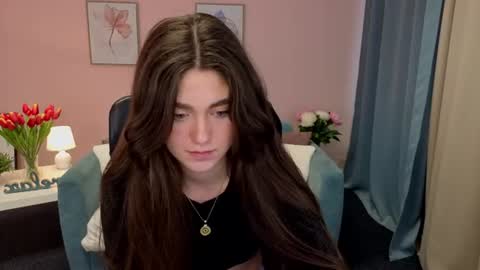 Ivanna online show from June 15, 2026, 1:46 pm