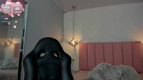  S U N N Y online show from September 30, 2025, 12:21 pm