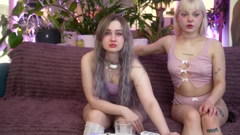 Fia  -  TG -  Mia -  Alice -  online show from January 19, 2026, 2:48 am