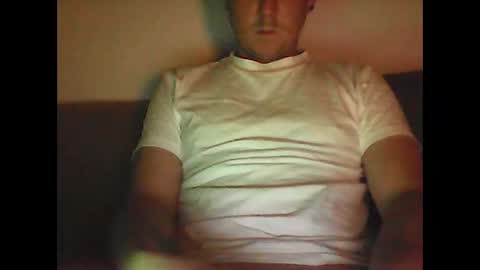 Snapshot of sunnygun0 chatting on December 19, 2024, 9:28 pm sunnygun0 online show from December 19, 2024, 9:28 pm