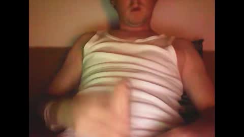 Snapshot of sunnygun0 chatting on October 9, 2025, 6:39 pm sunnygun0 online show from October 9, 2025, 6:39 pm