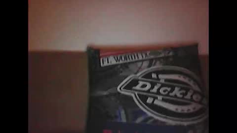 Snapshot of sunnygun0 chatting on October 30, 2025, 9:04 pm sunnygun0 online show from October 30, 2025, 9:04 pm