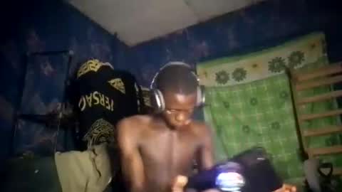 Sunnyblack2 online show from April 14, 2026, 8:37 pm