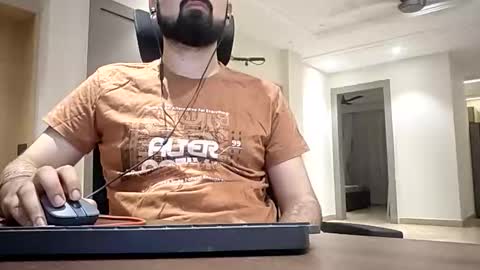 sunnyleonekafan69 online show from May 6, 2026, 5:07 pm