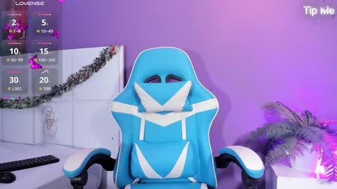      online show from January 18, 2025, 12:04 pm