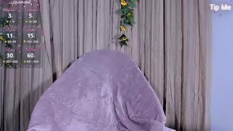      online show from February 25, 2025, 5:58 pm