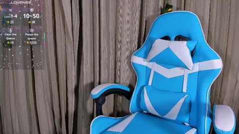      online show from February 28, 2025, 9:01 pm