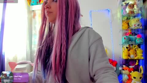     RAVENCLAU GIRL  online show from January 16, 2025, 8:25 pm