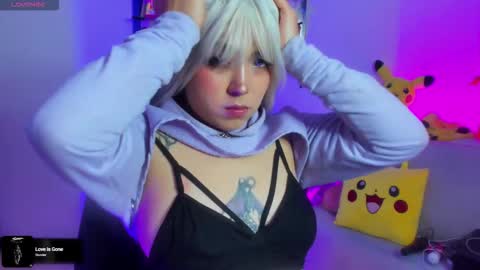     RAVENCLAU GIRL  online show from October 25, 2025, 7:19 pm