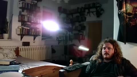 Snapshot of sunr1sa chatting on December 25, 2024, 4:43 pm sunr1sa online show from December 25, 2024, 4:43 pm