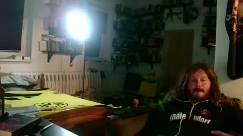 Snapshot of sunr1sa chatting on September 19, 2025, 4:25 am sunr1sa online show from September 19, 2025, 4:25 am