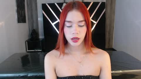 Snapshot of sunrise_ch chatting on June 6, 2026, 12:43 pm Susana Mejia online show from June 6, 2026, 12:43 pm