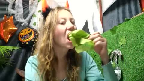 super jony and Marta GMT 1300-1800 every day online show from October 31, 2025, 11:28 pm