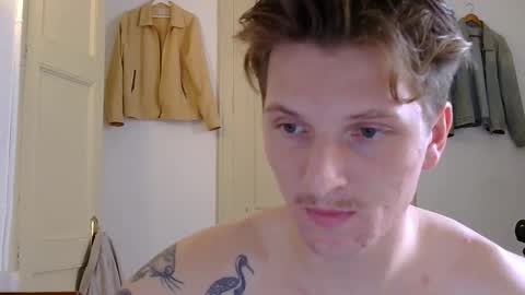 Snapshot of superhardxxxx chatting on October 29, 2025, 12:40 pm Ctrl My Body online show from October 29, 2025, 12:40 pm