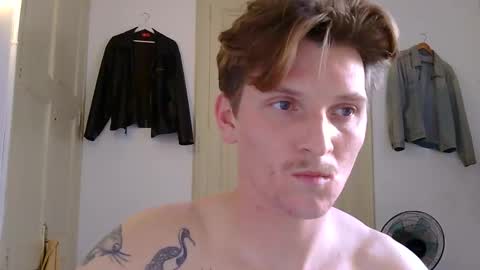 Snapshot of superhardxxxx chatting on November 19, 2025, 11:43 am Ctrl My Body online show from November 19, 2025, 11:43 am